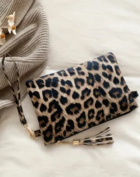 Leopard Print Wristlet Clutch Bag w/Zipper Closure & Tassel