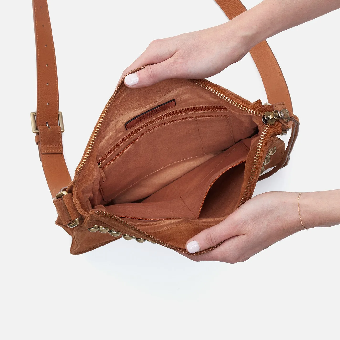 Mystic Crossbody In Suede - Caramel