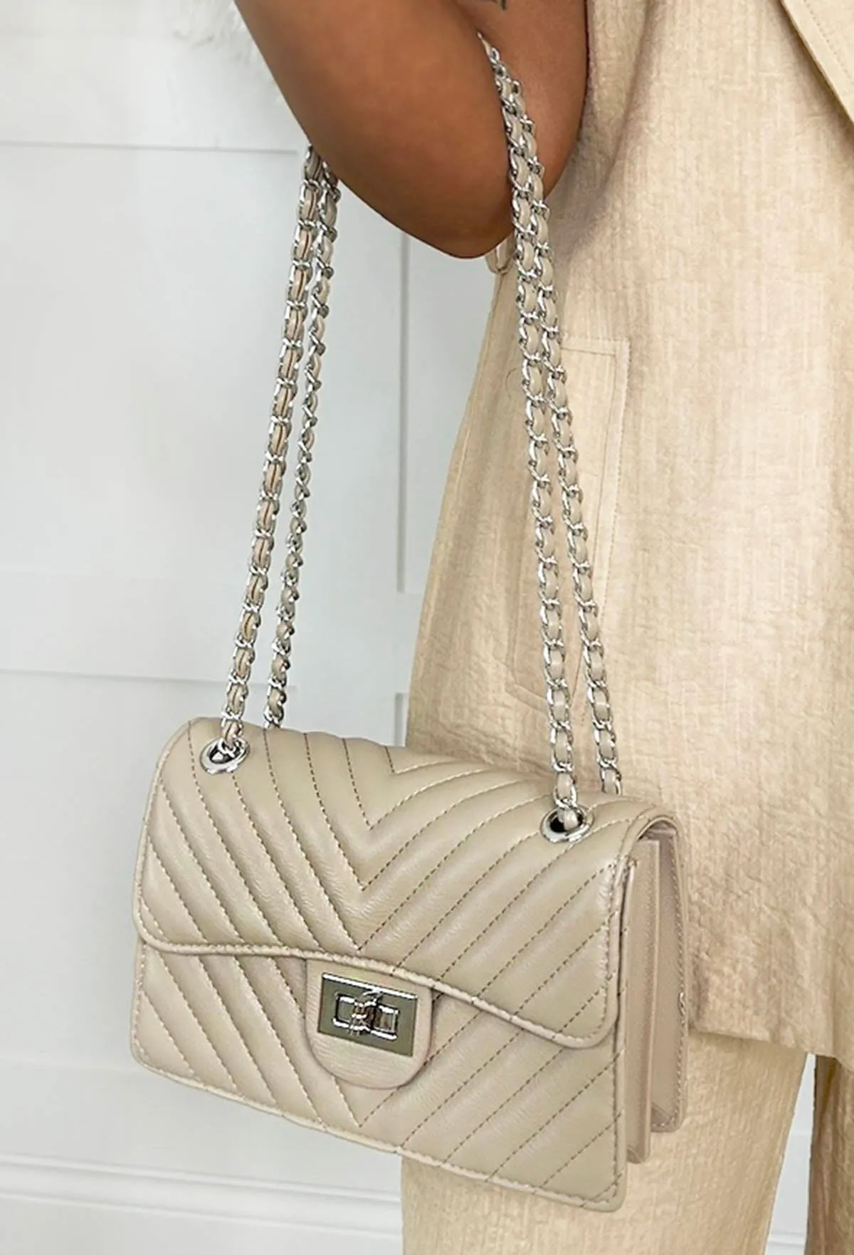 Quilted Babe Nude Chain Detail Bag